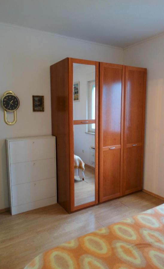 Apartman Crikvenica 30214 - Zulich Bagian luar foto