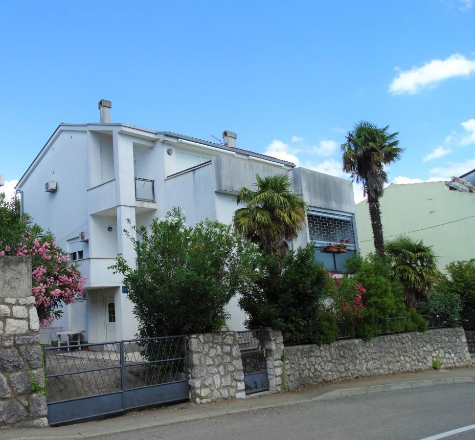 Apartman Crikvenica 30214 - Zulich Bagian luar foto